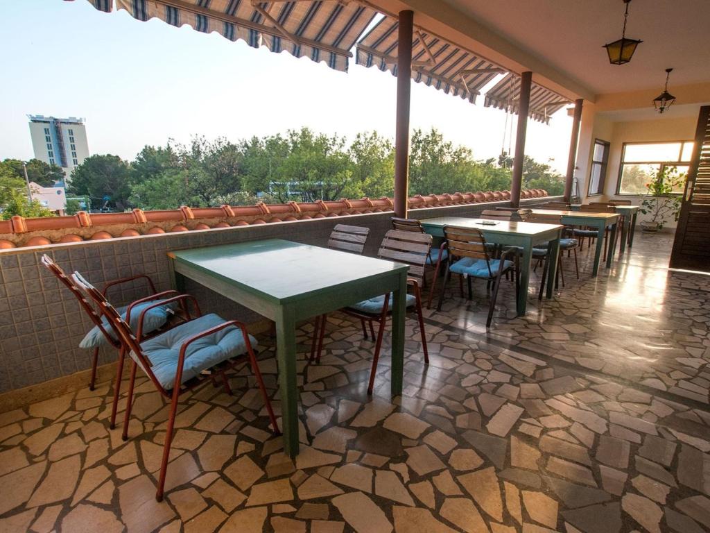 Zdjęcie z galerii obiektu Apartments in Starigrad-Paklenica 33853 w mieście Starigrad-Paklenica