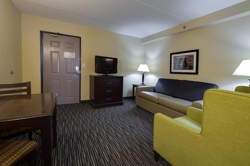Country Inn & Suites by Radisson, Niagara Falls, ON - Resim 34