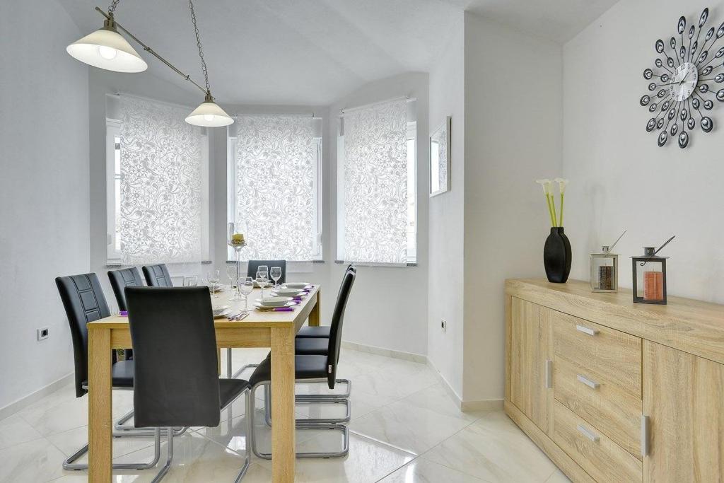 Fotografie z fotogalerie ubytování Villa Rudy v destinaci Štinjan