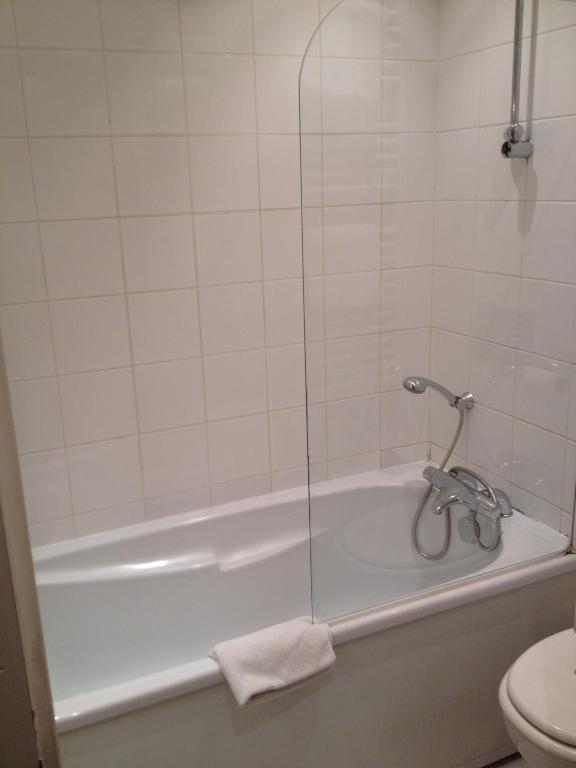 Lyo Hôtel - Centre Lyon Perrache - Resim 31