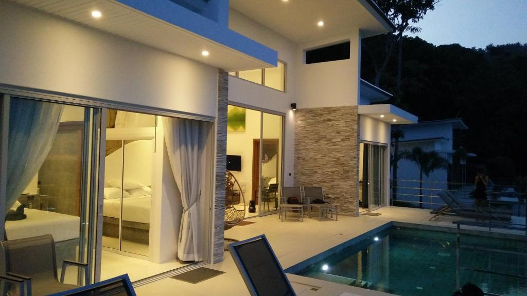 Bazén v ubytování Perfect Sea View Mountain Villa Koh Samui nebo v jeho okolí