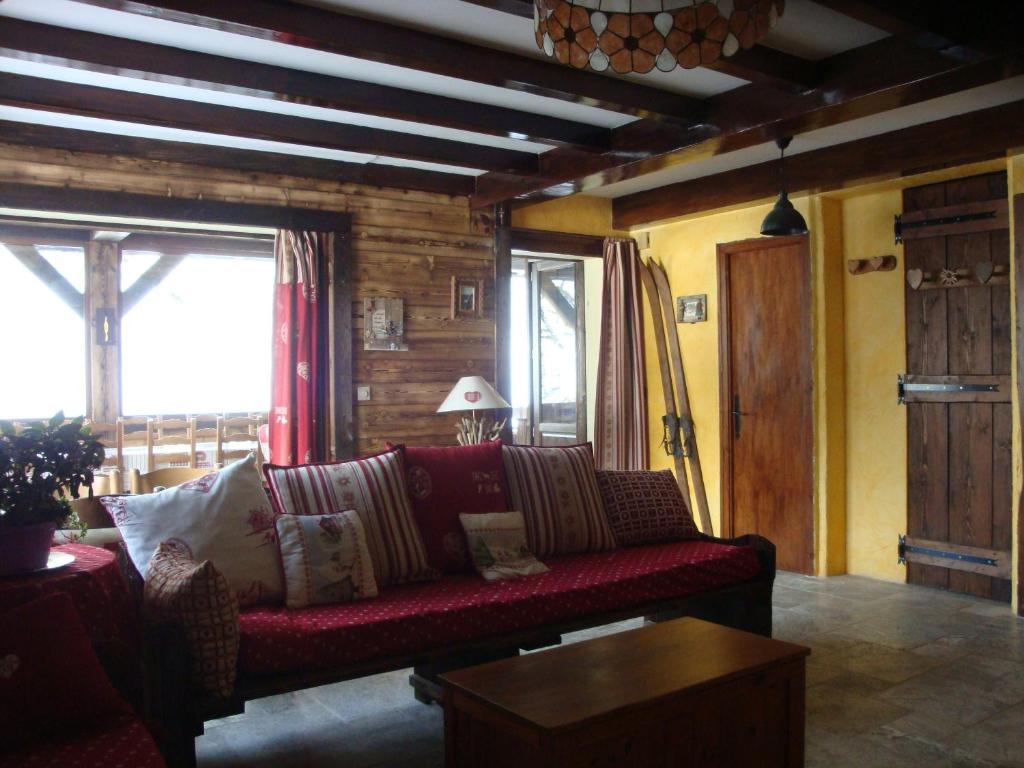 Posezení v ubytování Chambres d'Hôtes Chalet de la Source