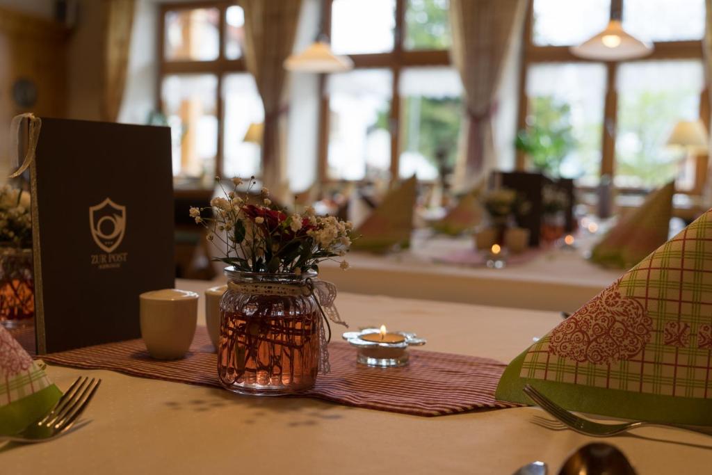 Restaurace v ubytování Landgasthof Zur Post