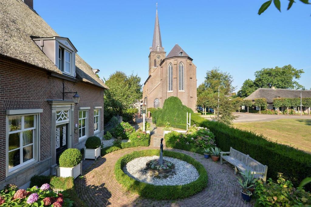 De Oude Pastorie Macharen - King Room With Garden View