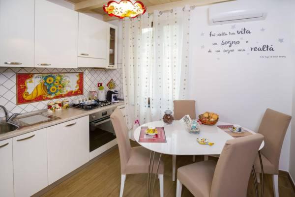 Stella Maris House - Holiday Home