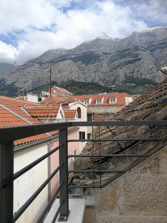 Výhľad na hory alebo výhľad na hory priamo z apartmánu