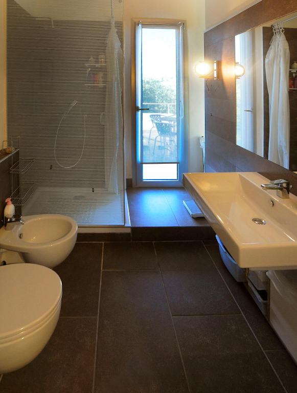 Bagno di Art House Quartu - Margine Rosso