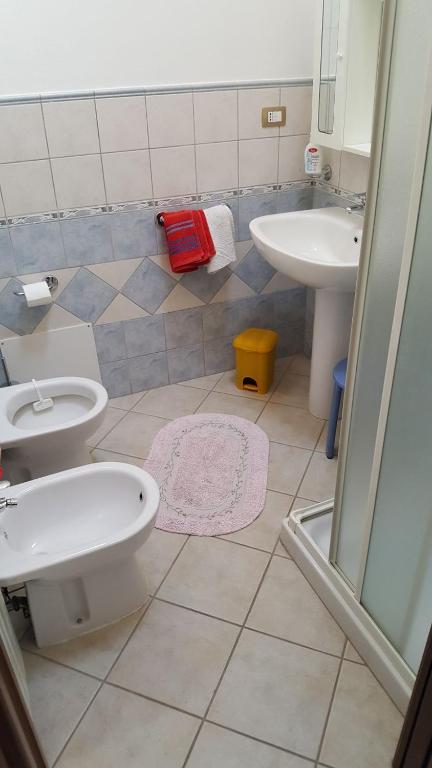 Koupelna v ubytování B&B Su Tintillu
