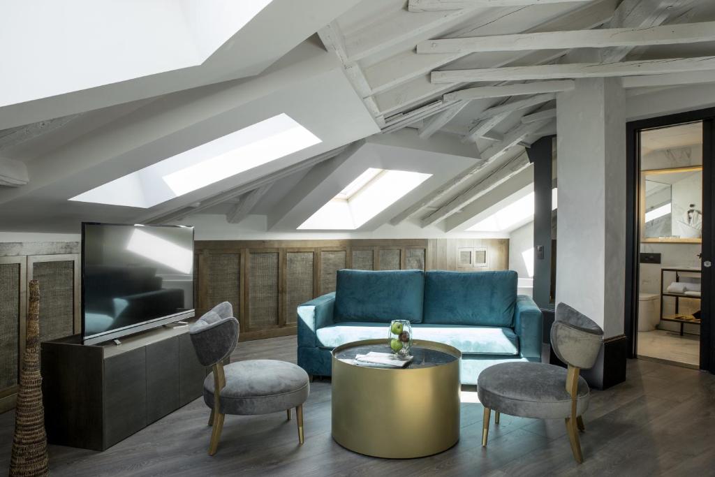 ICON Wipton - Resim 9