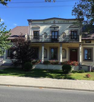Budova, v ktorej sa hotel nachádza