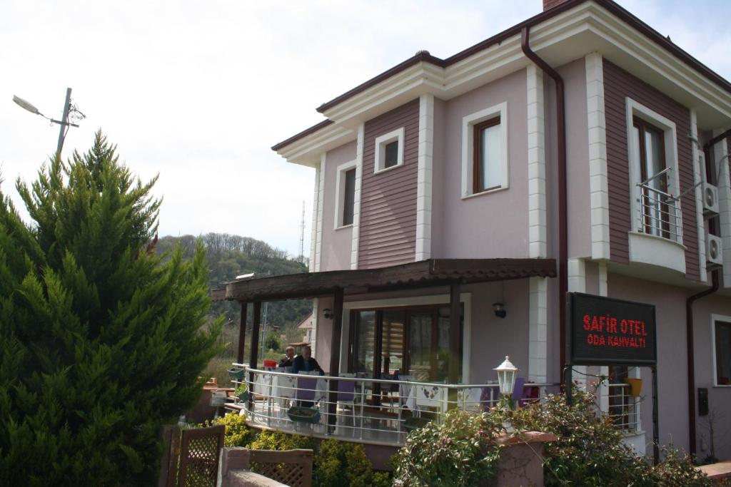 The building in which a szállodákat is located