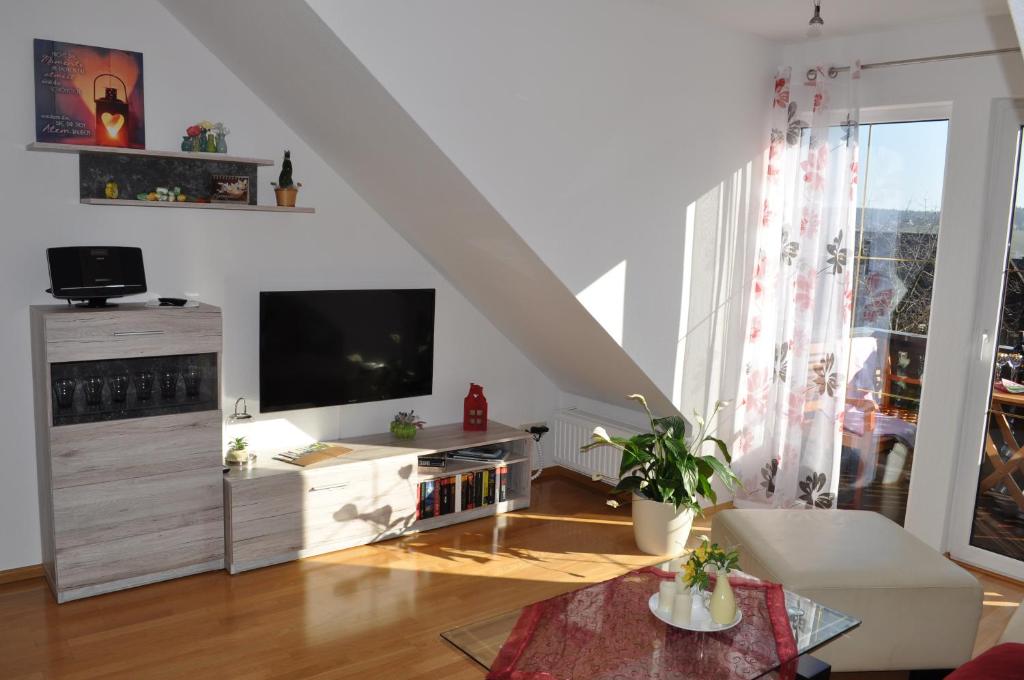 TV a/nebo společenská místnost v ubytování ****Fewo "Alltag...ADE'"