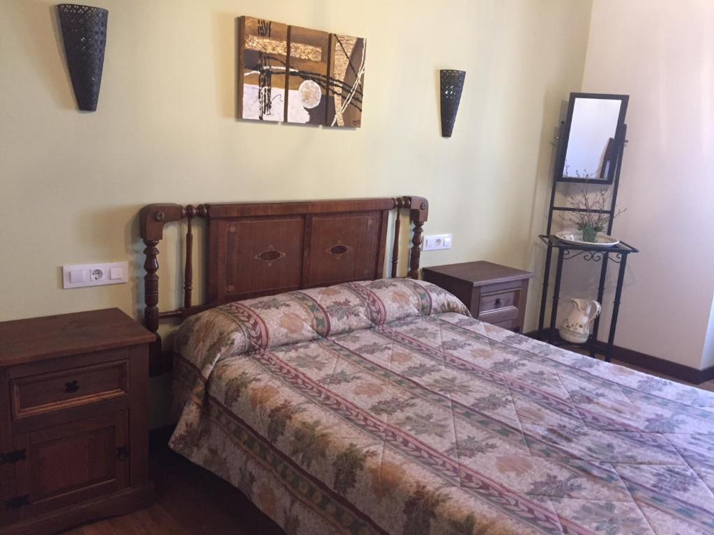 Postel nebo postele na pokoji v ubytování Casa Rural Lenco