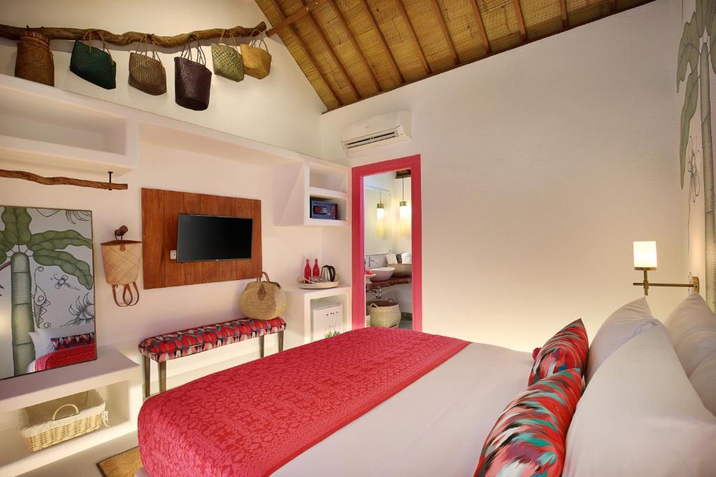 PinkCoco Gili Air - Constant Surprises & for Cool Adults Only - 2