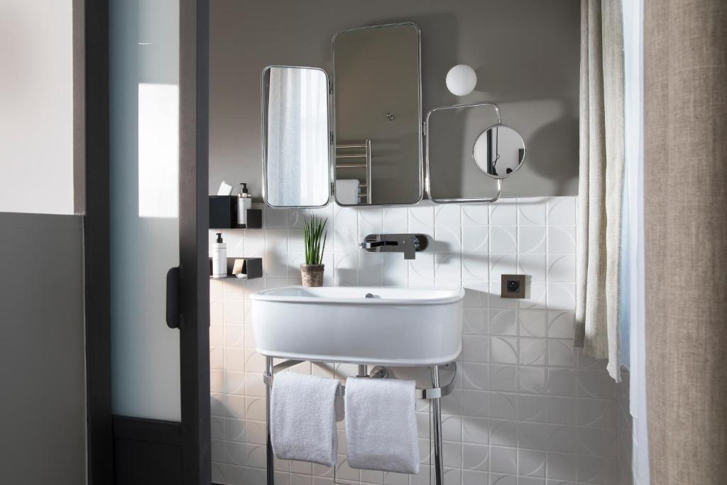 Hôtel Les Deux Girafes - 15