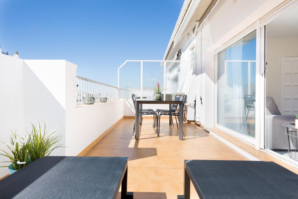 A balcony or terrace at Sitges Group Calm Beach