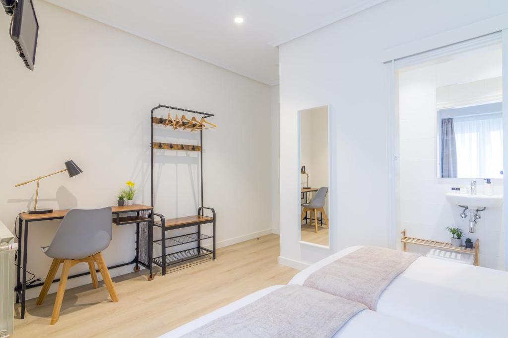 Pensión Buenpas - 15