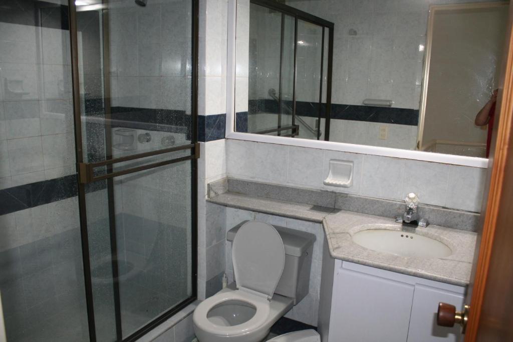 Koupelna v ubytování girardot resort apto102