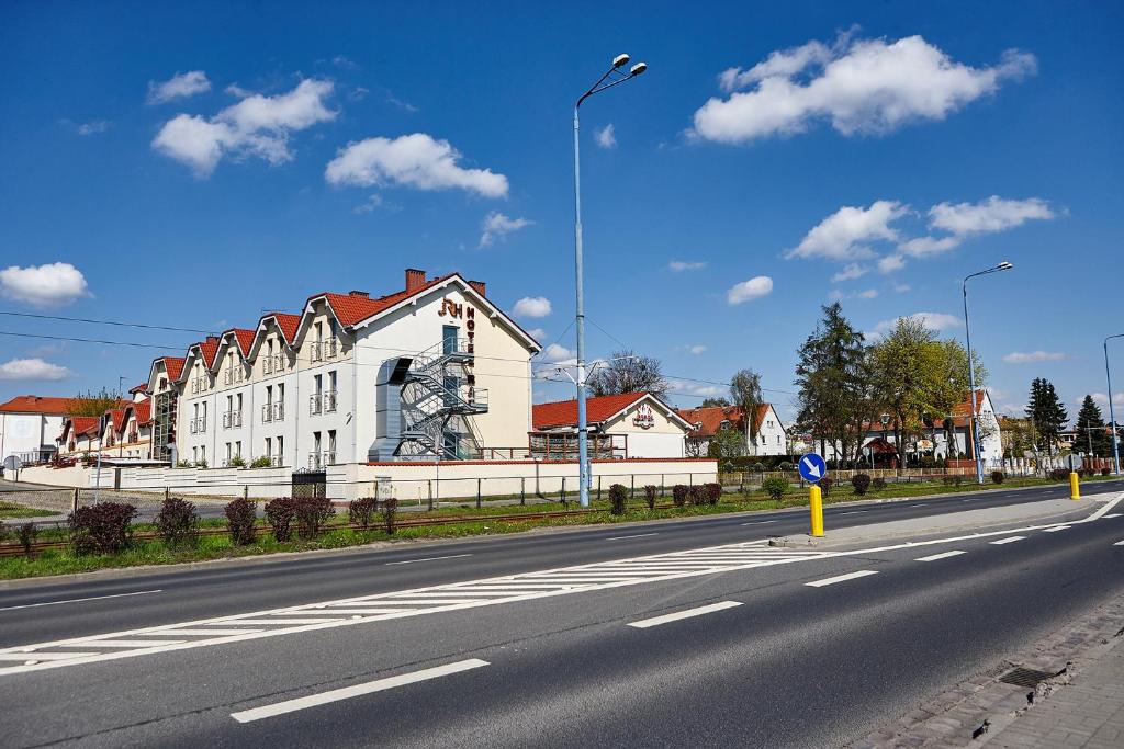 Budova, v ktorej sa hotel nachádza