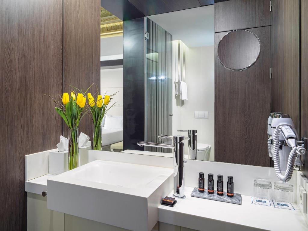 H10 Urquinaona Plaza - Resim 31