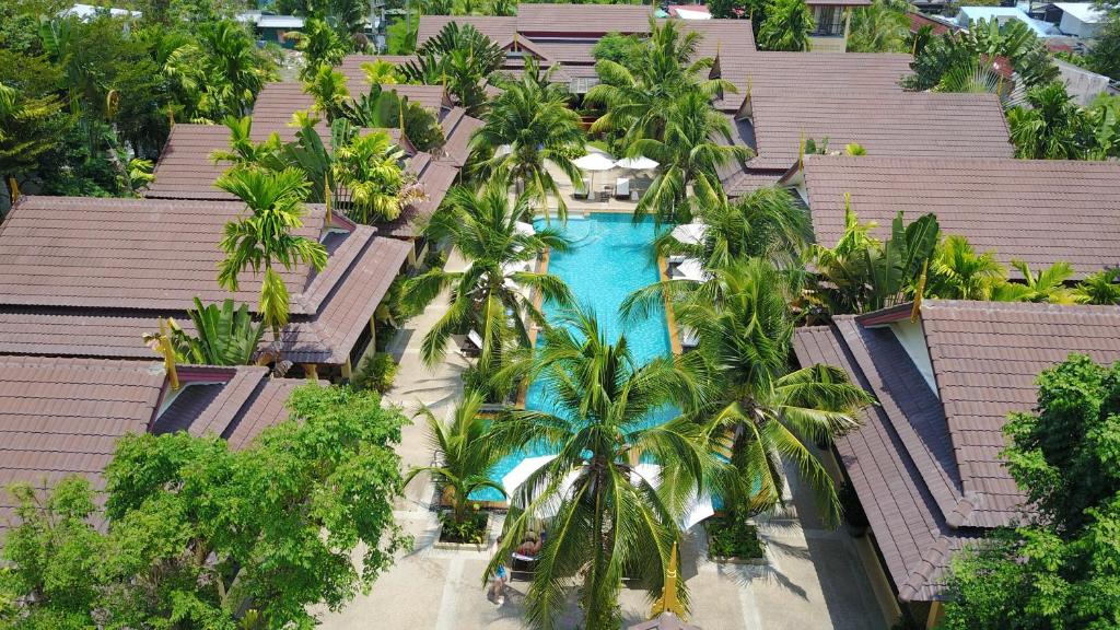 Bazén v ubytování Le Piman Resort nebo v jeho okolí