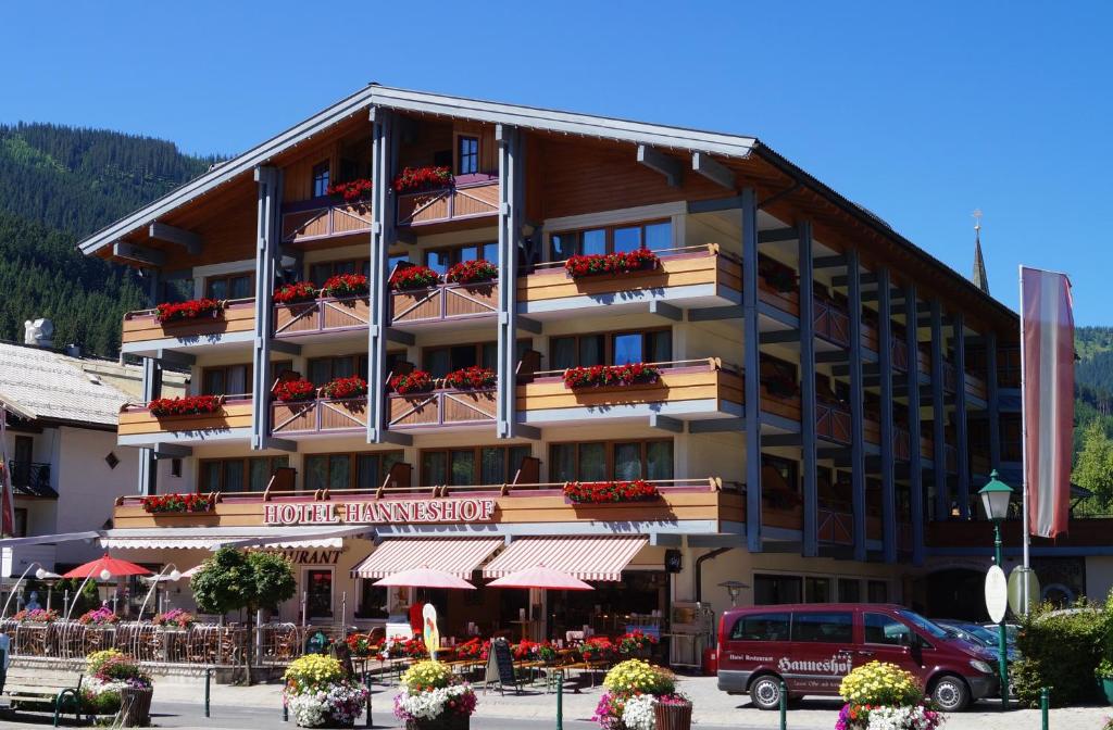 Budova, v ktorej sa apartmánový hotel nachádza