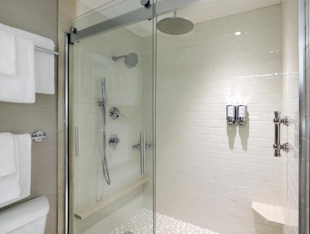Seaport Hotel® Boston - Executive Suite
