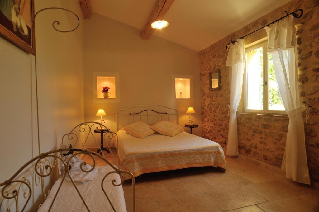 Gîtes Domaine des Machottes - Three-Bedroom House