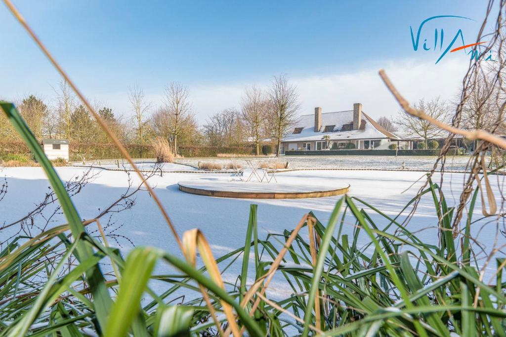 Výhled na řeku, která protéká v blízkosti bed and breakfast