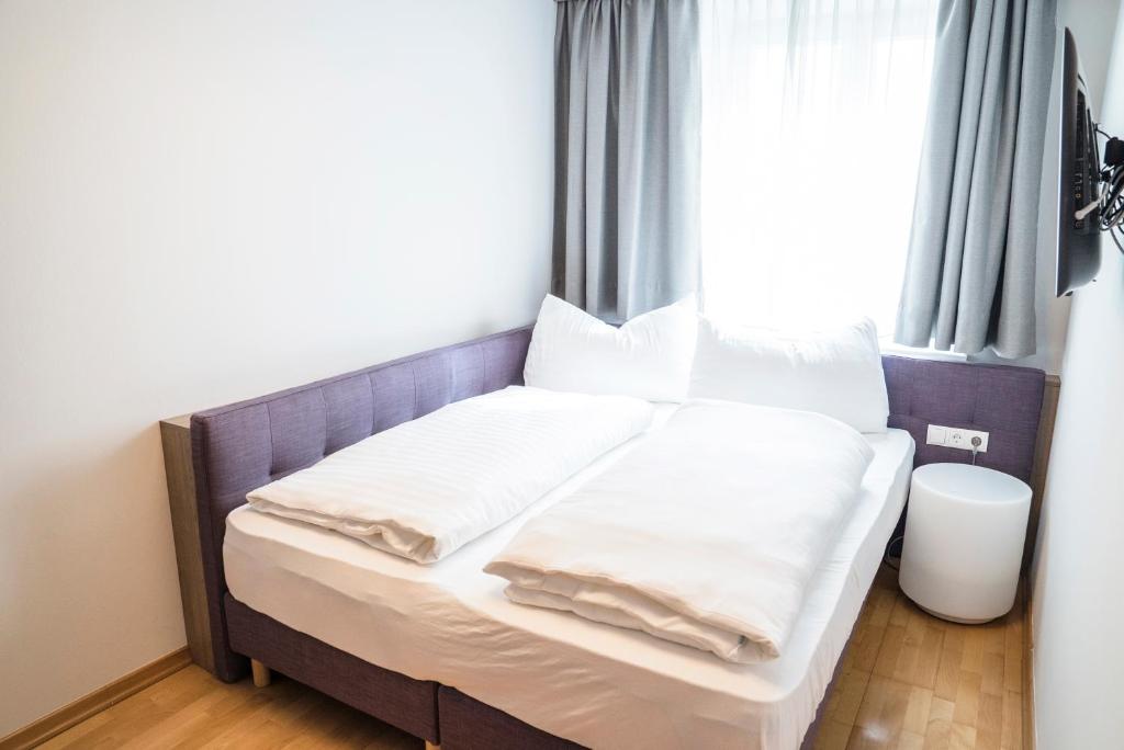 Daxburg Apartments - 5