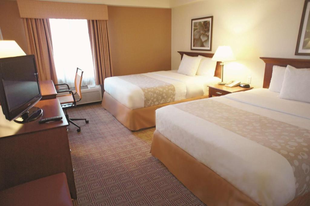 La Quinta by Wyndham Stamford / New York City - Queen Room With Two Queen Beds