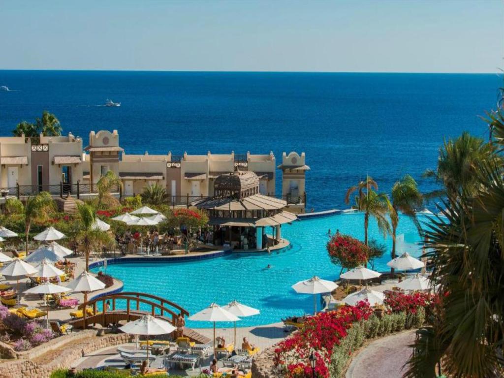 Bazén v ubytování Concorde El Salam Sharm El Sheikh Front Hotel nebo v jeho okolí