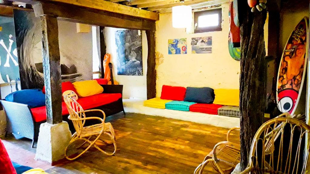 Posezení v ubytování SURFtoLIVE House