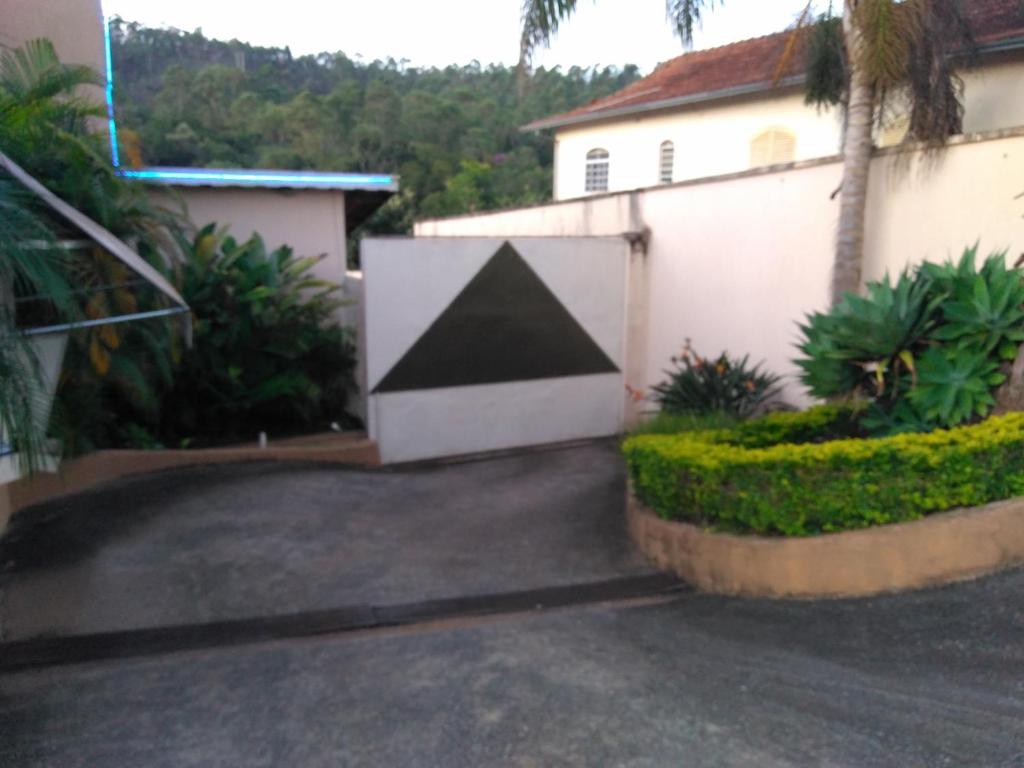  Heru's Motel