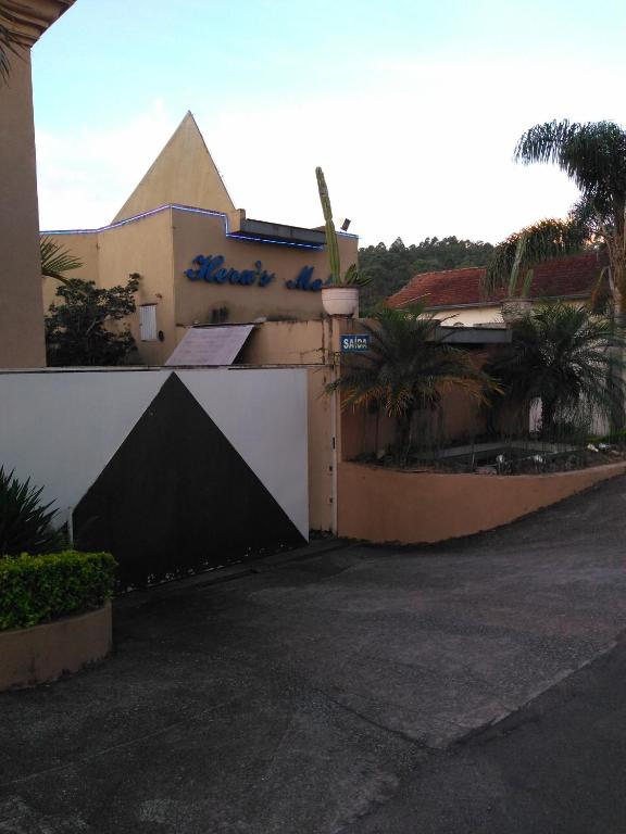  Heru's Motel
