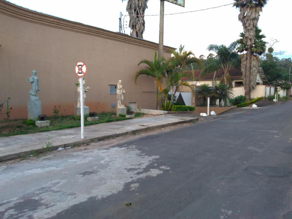  Heru's Motel