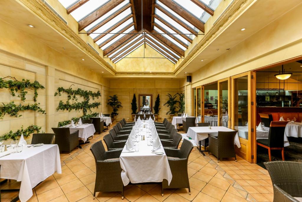 Plymouth International - Resim 5