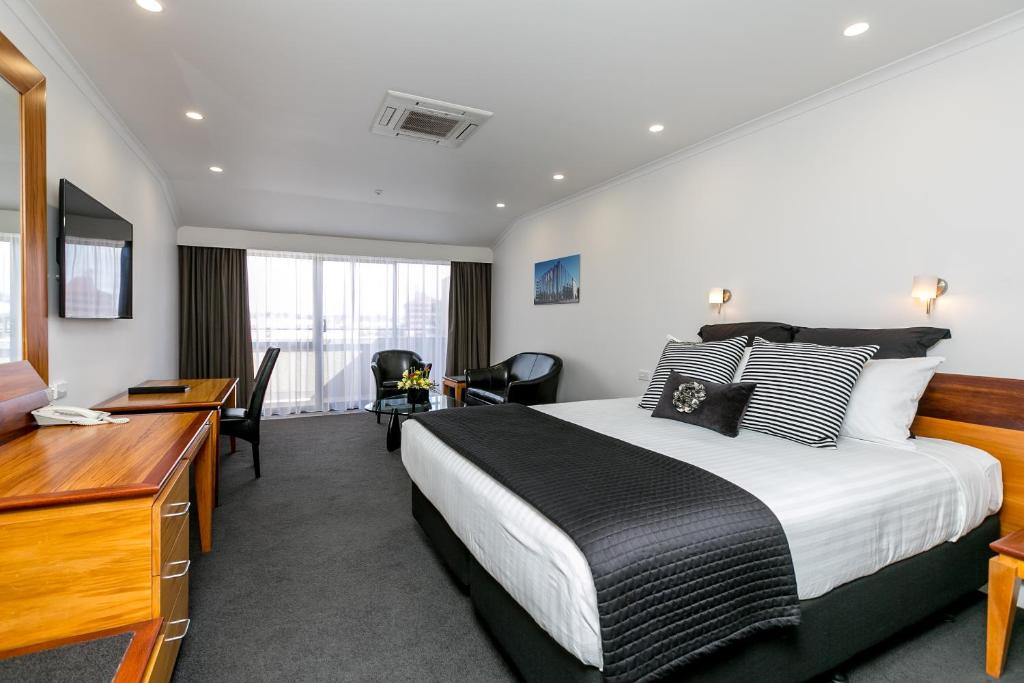 Plymouth International - Resim 29