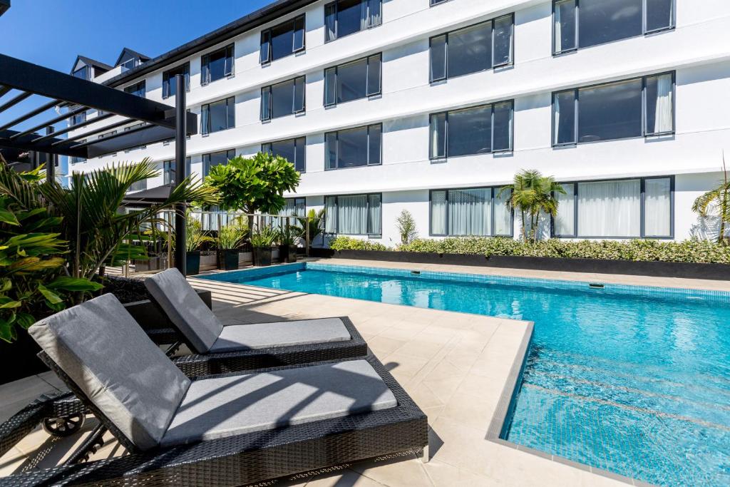 Plymouth International - Resim 4