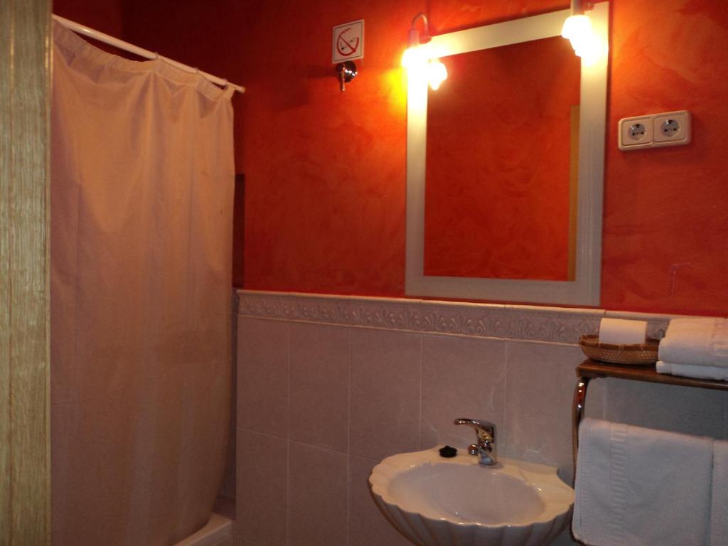 Hosteria Natura - Economy Double Room