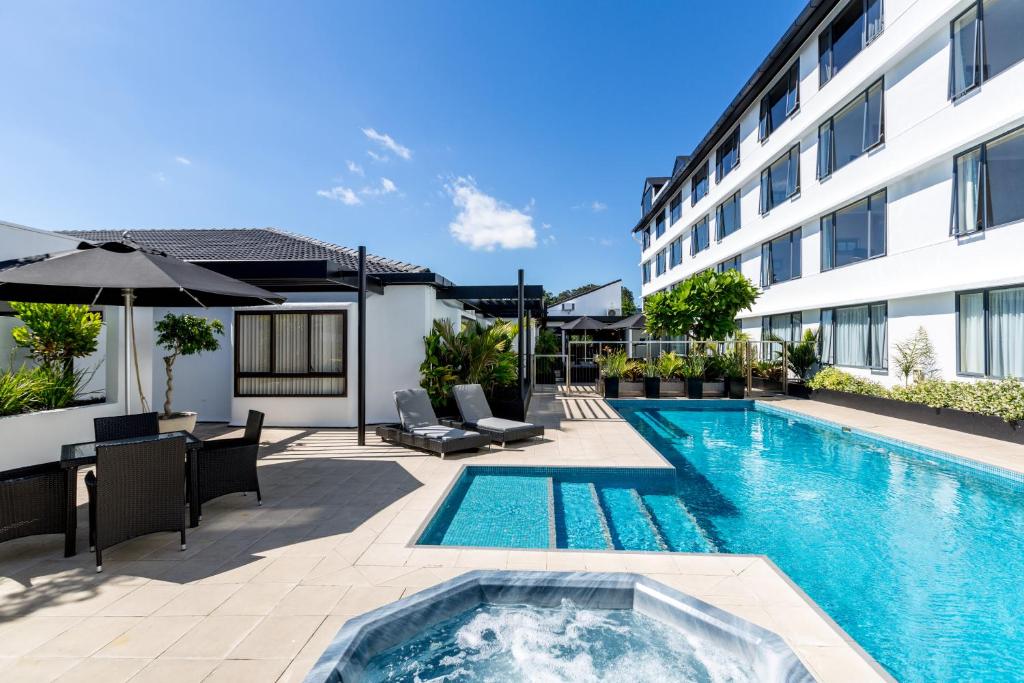 Plymouth International - Resim 11