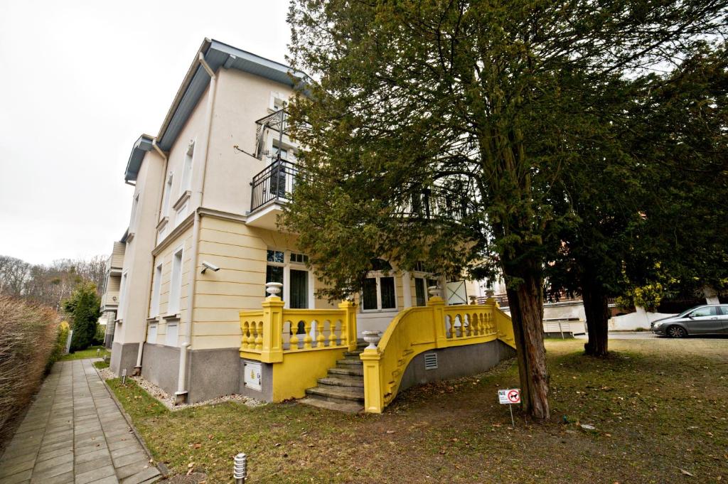 Budova, v ktorej sa apartmán nachádza
