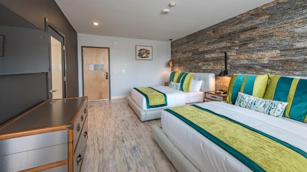 Lexen Hotel - North Hollywood Near Universal Studios photo