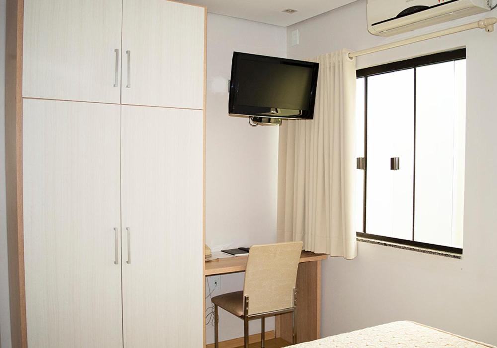  Hotel Fiorini Ltda