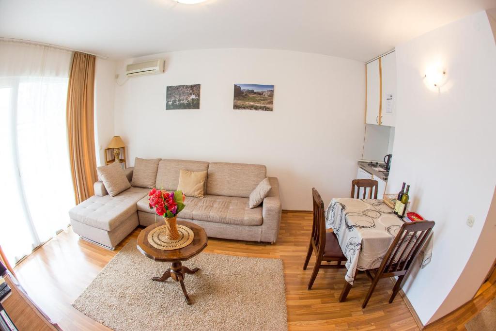 Apartments Luka - Appartement 1 Chambre Avec Terrasse