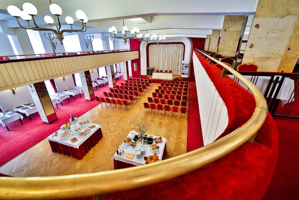 Belvedere - Resim 18