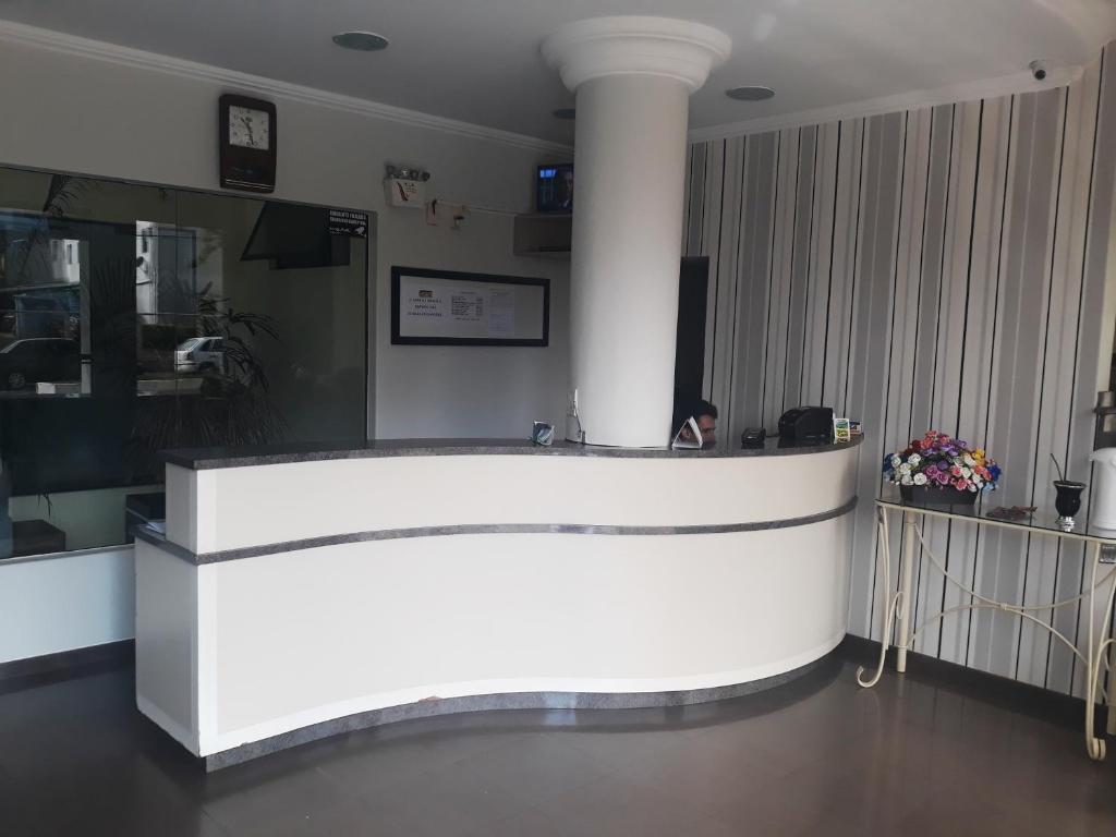  Hotel Fiorini Ltda