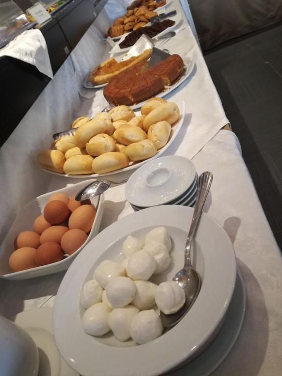 Jídlo v hotelu nebo okolí
