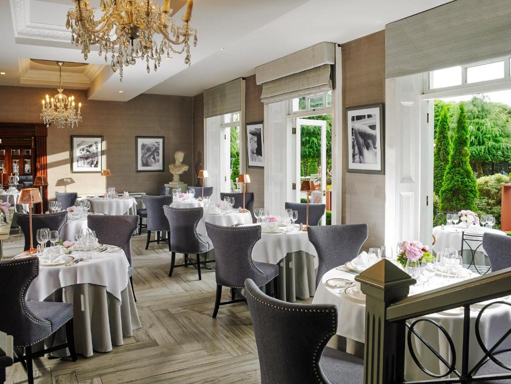 Restaurace v ubytování Hayfield Manor