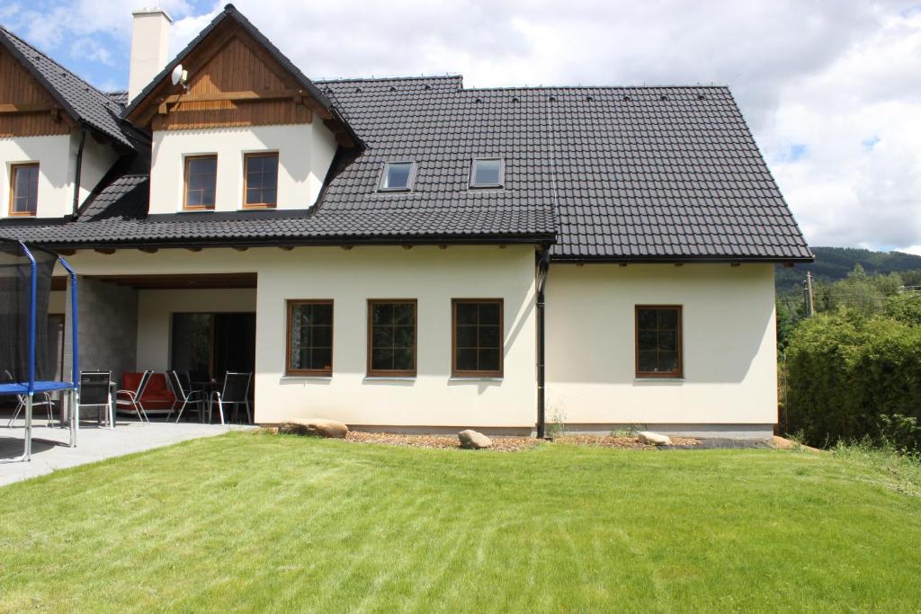 Budynek, w którym mieści się apartament